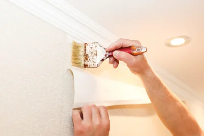Pose de papier peint à Ciez — revêtements muraux et toiles de verre